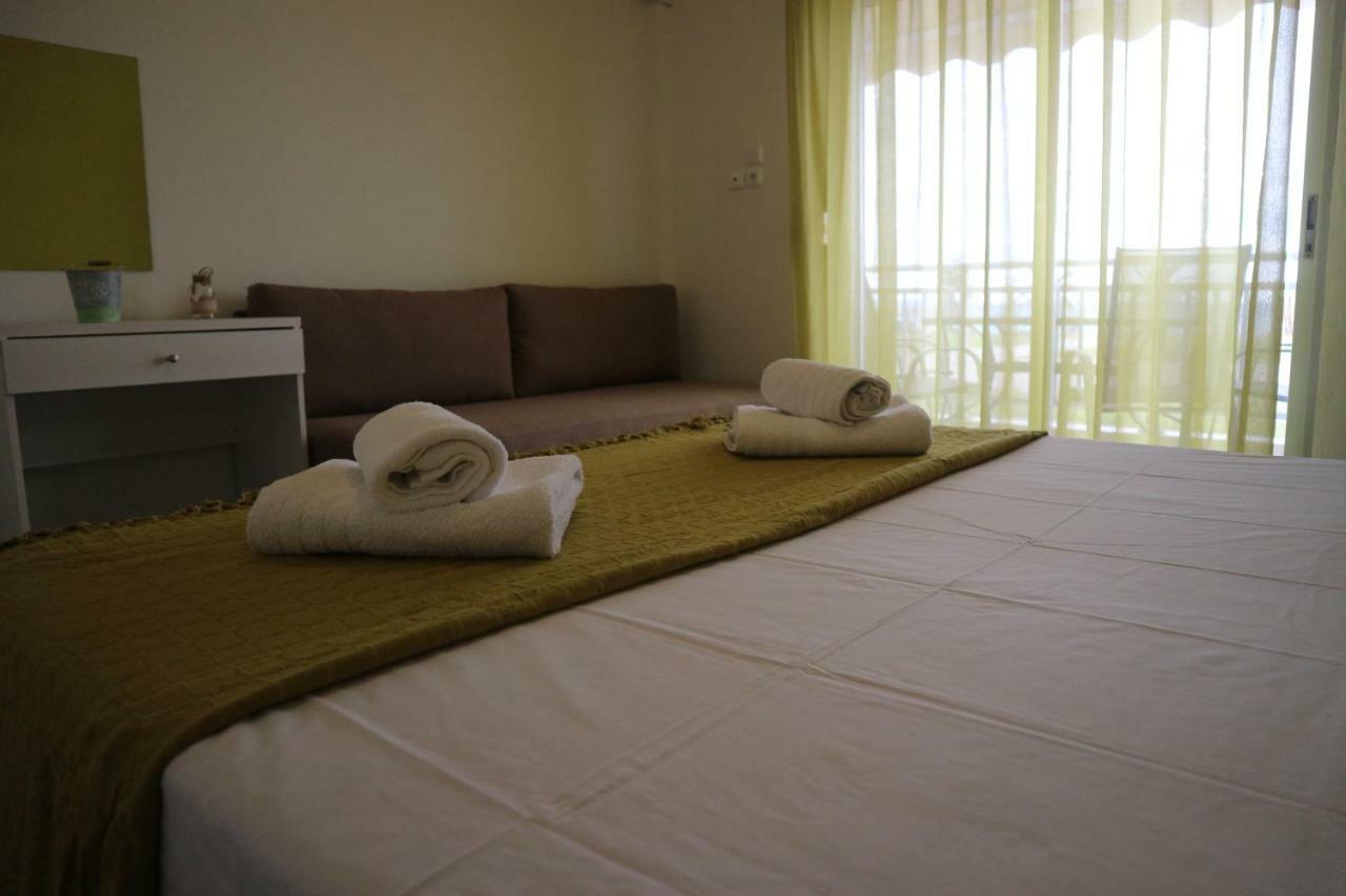 Chelona Apartments Nea Plagia Exteriér fotografie