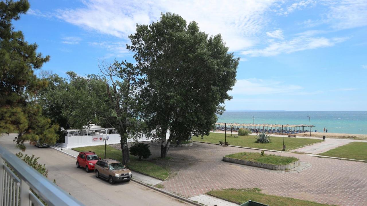 Chelona Apartments Nea Plagia Exteriér fotografie